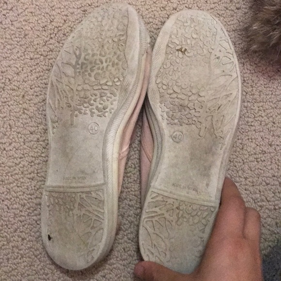 Pink Sneaker - Picture 2 of 4